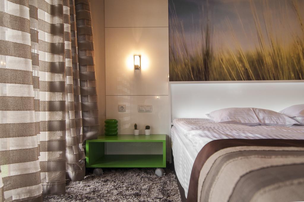 Aparthotel Seasons Glavatarski Han Glavatartsi Exterior foto